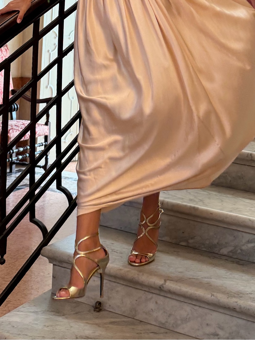 Jimmy Choo Gold Heels EU 39
